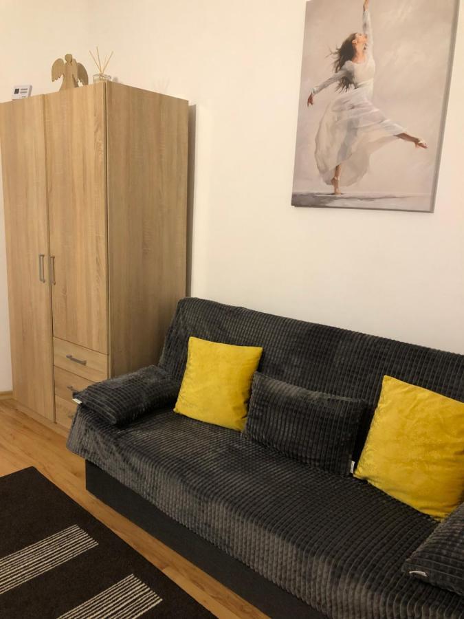 Apartament Basak 2 Lägenhet Deva Exteriör bild