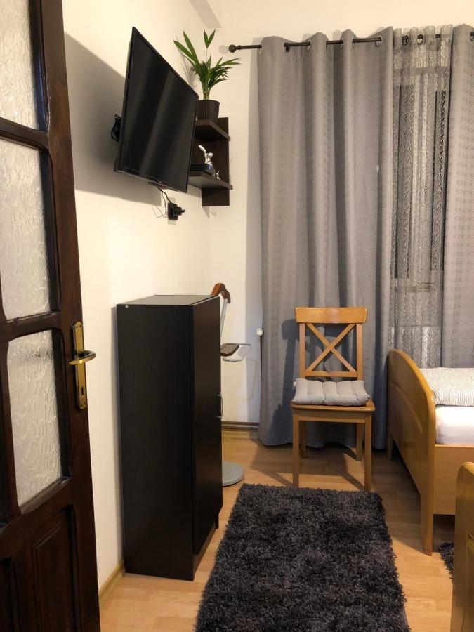 Apartament Basak 2 Lägenhet Deva Exteriör bild