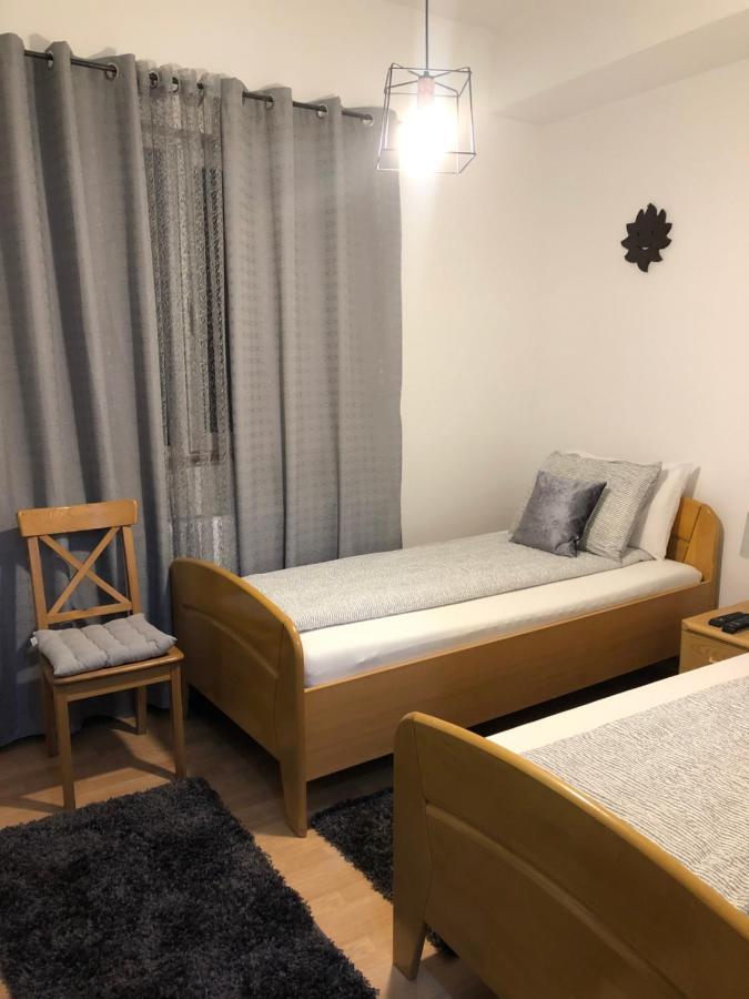 Apartament Basak 2 Lägenhet Deva Exteriör bild